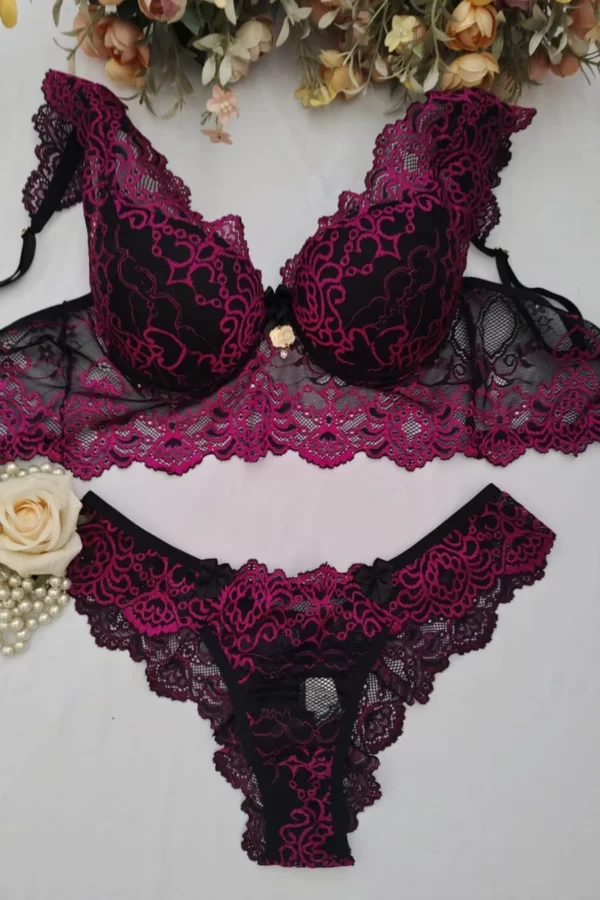 Conjunto c/ detalhes nas alças e renda especial - Imagem 7