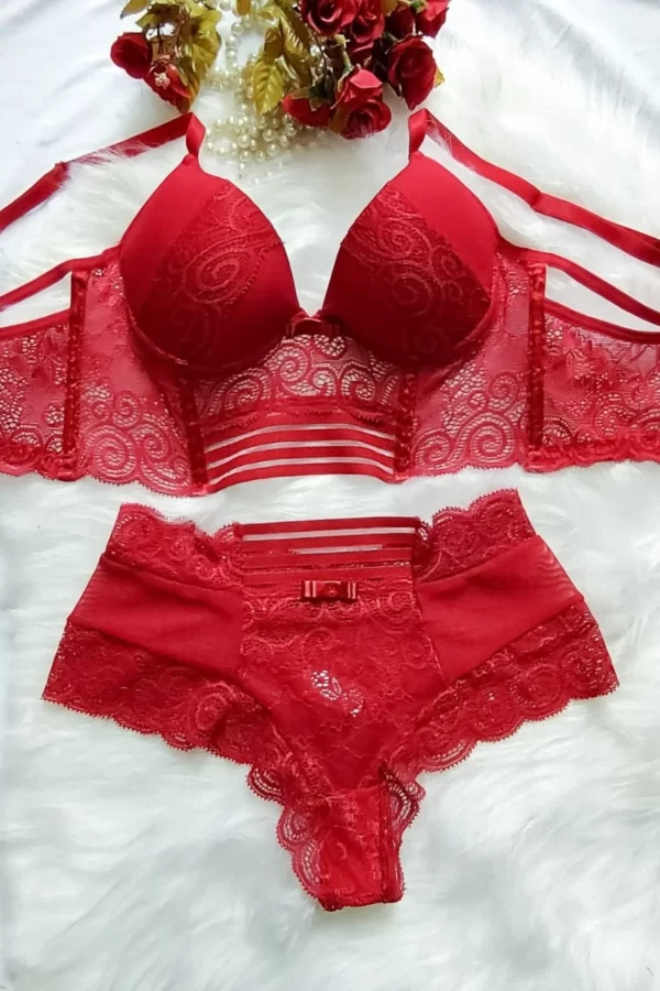 Cropped em Tule Especial e Renda - Imagem 7